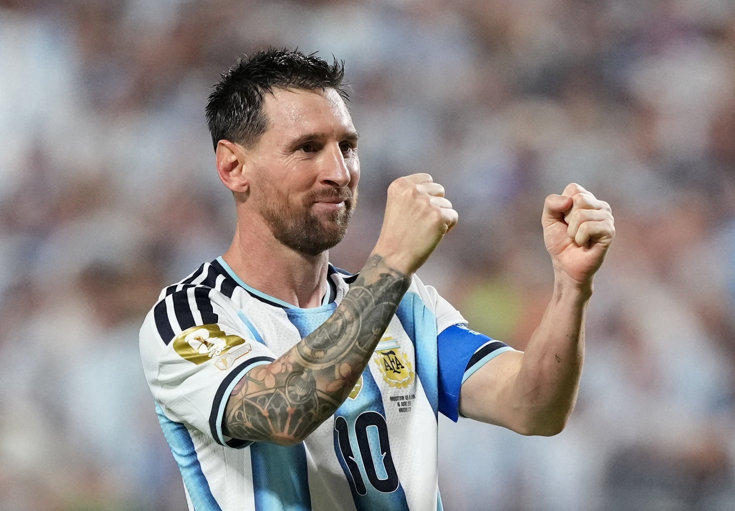 Cu sut gan 110 km/h gay sung sot cua Messi hinh anh