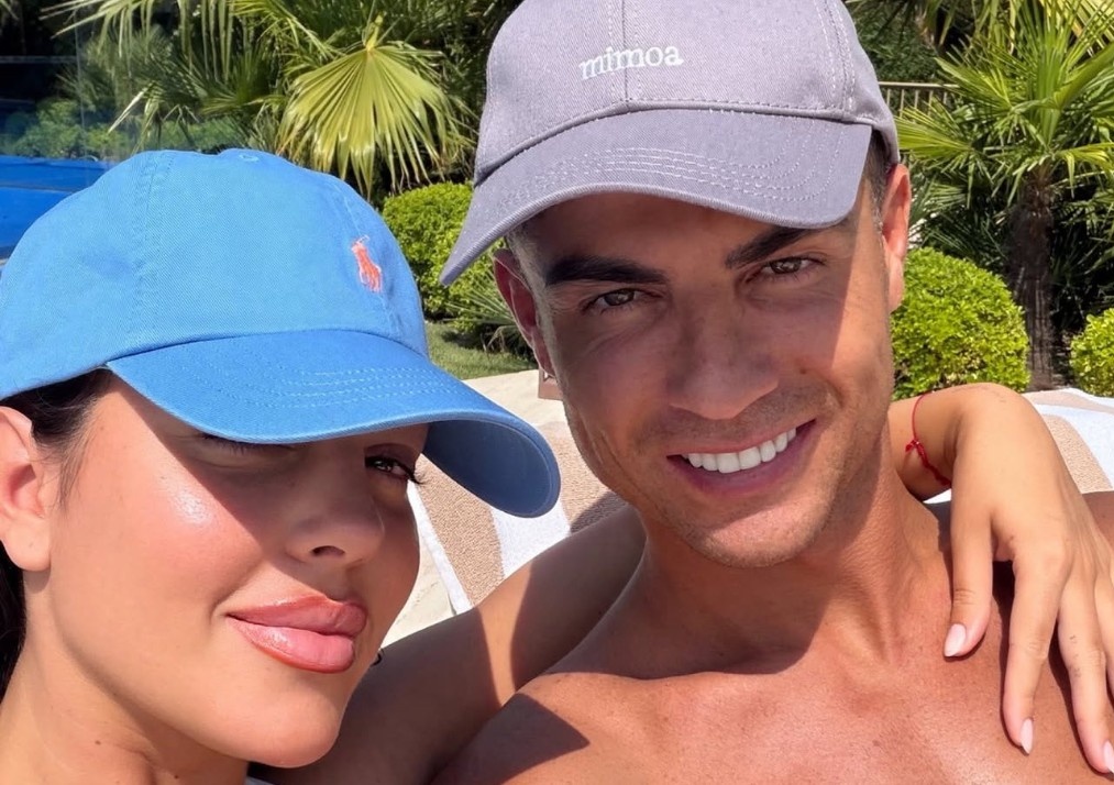 Rộ tin Ronaldo hoãn cưới
