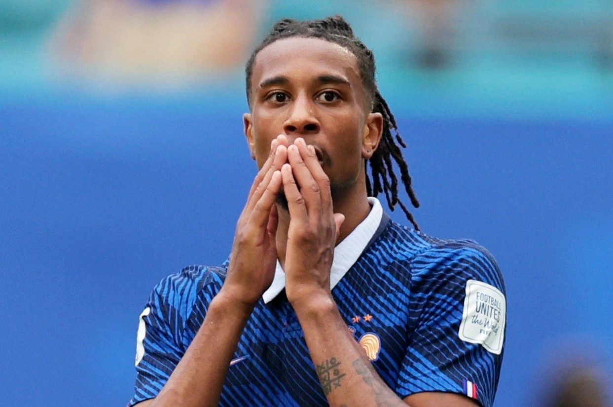 Olise xô đổ kỷ lục kiến tạo ở World Cup