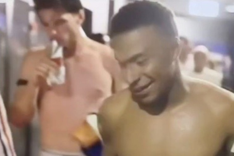 Quyết định kỳ lạ của Mbappe