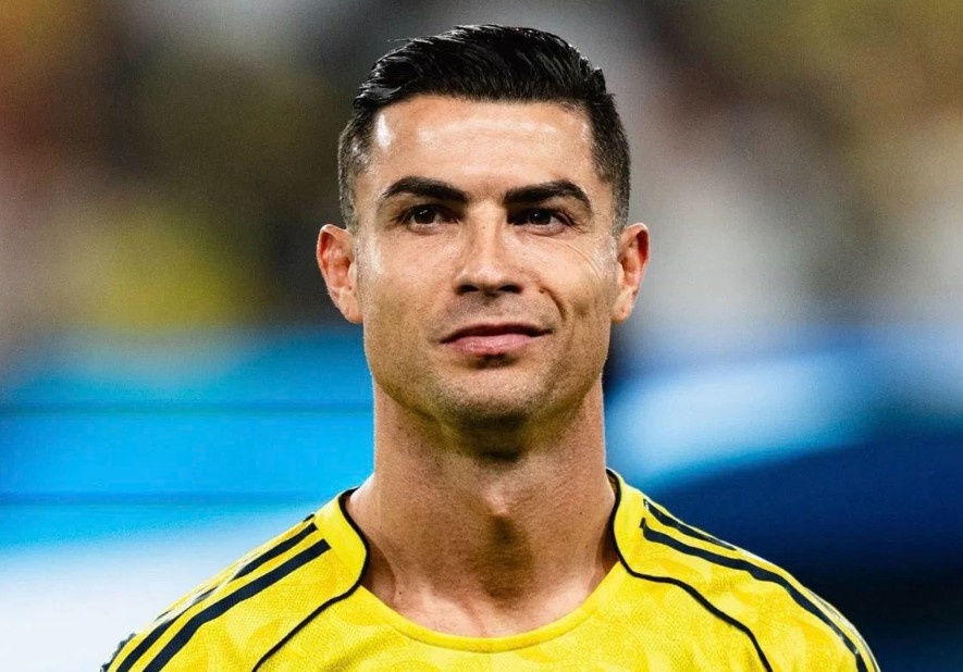 Có hay không Ronaldo kiếm hơn 700 triệu USD tại Saudi Arabia?