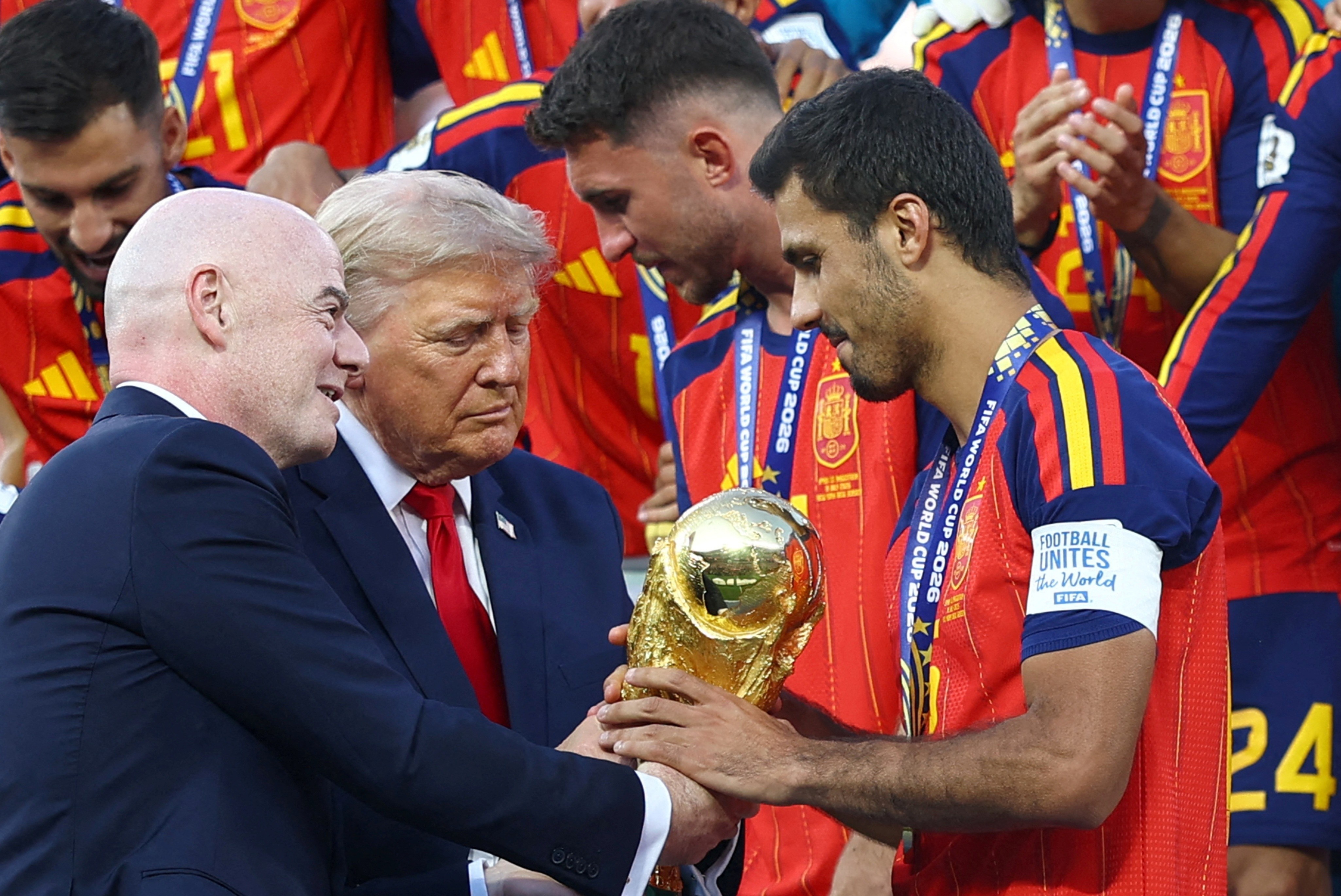 Tranh cãi quanh tiền thưởng World Cup