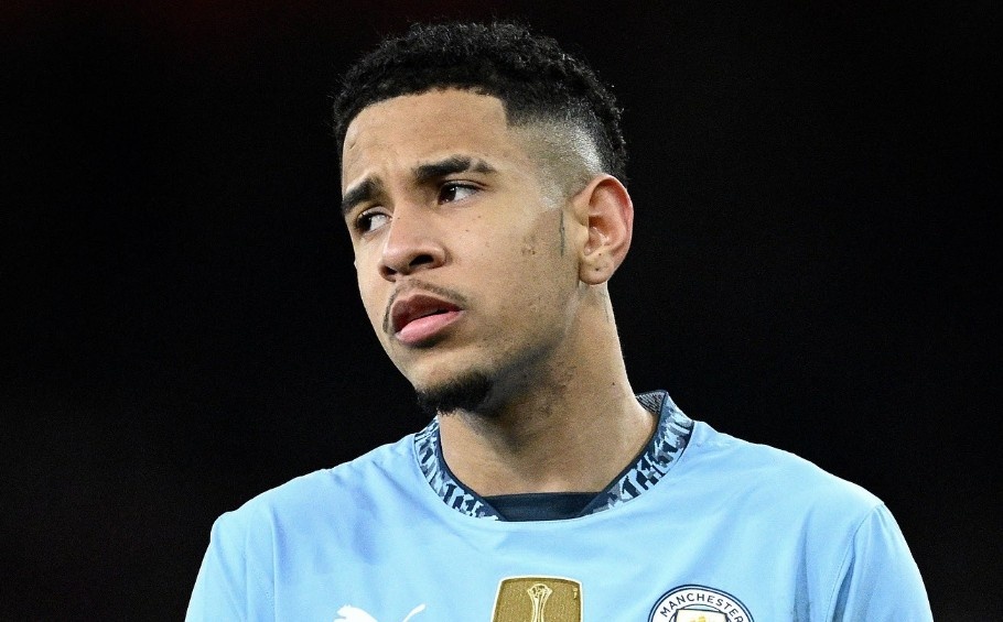 Tiền đạo 60 triệu bảng gây áp lực rời Man City