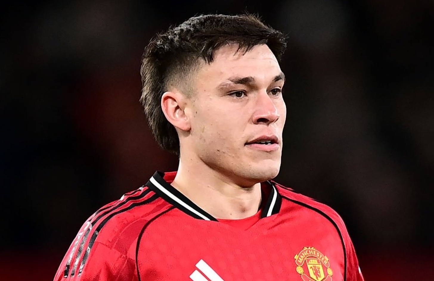 FIFA thanh toán tiền cho MU vụ Ugarte