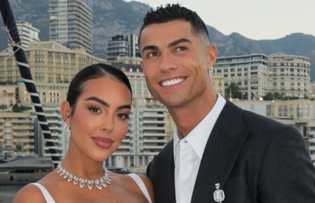 'Cú lừa' về đám cưới Ronaldo