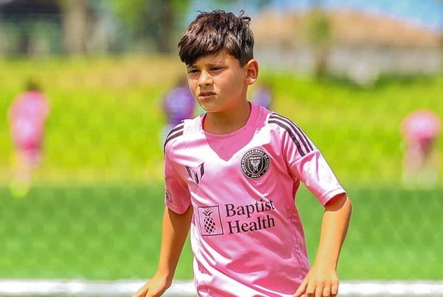 Con trai Messi gây kinh ngạc