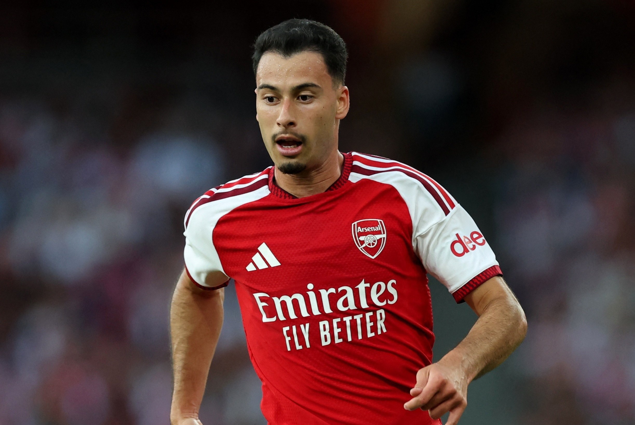 Thu nhập trong mơ kéo Martinelli khỏi Arsenal