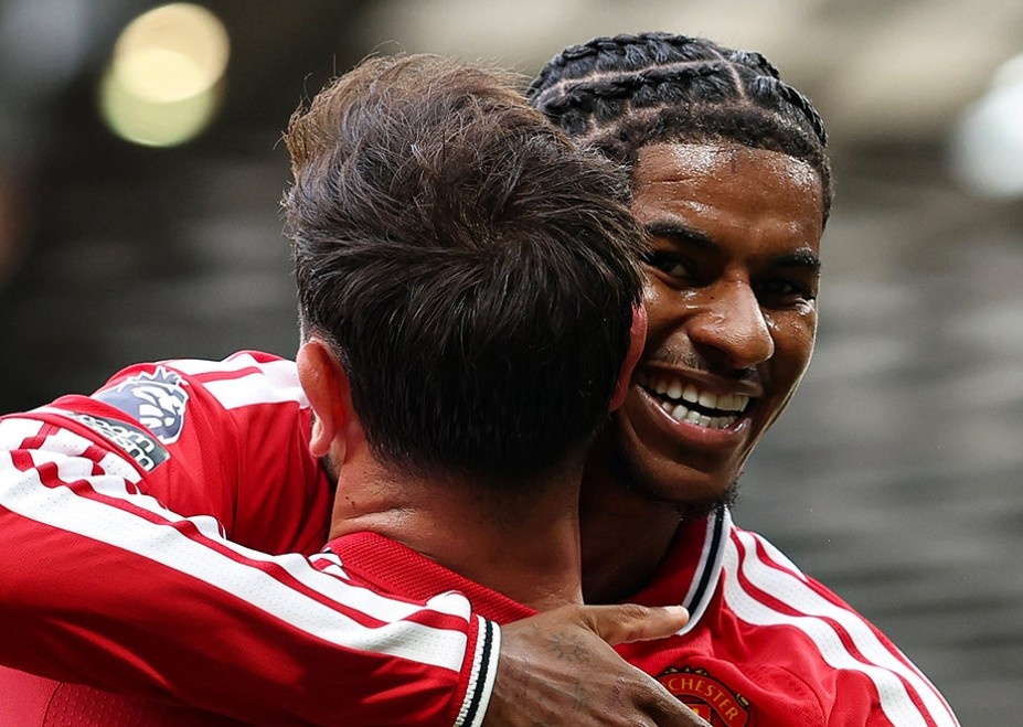 Rashford đang tự cứu mình tại MU