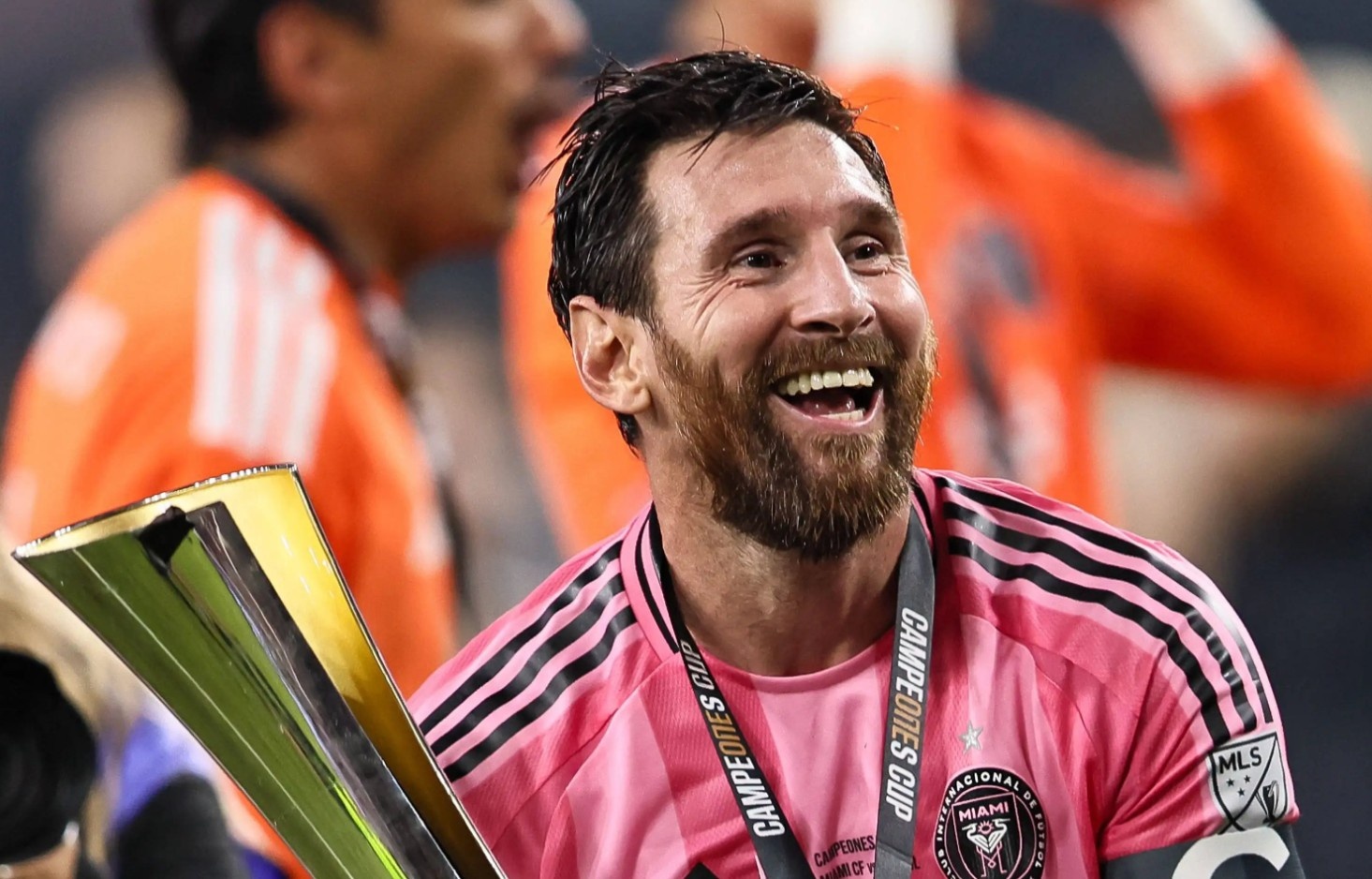 Lời từ chối 500 triệu euro của Messi gây sốt trở lại