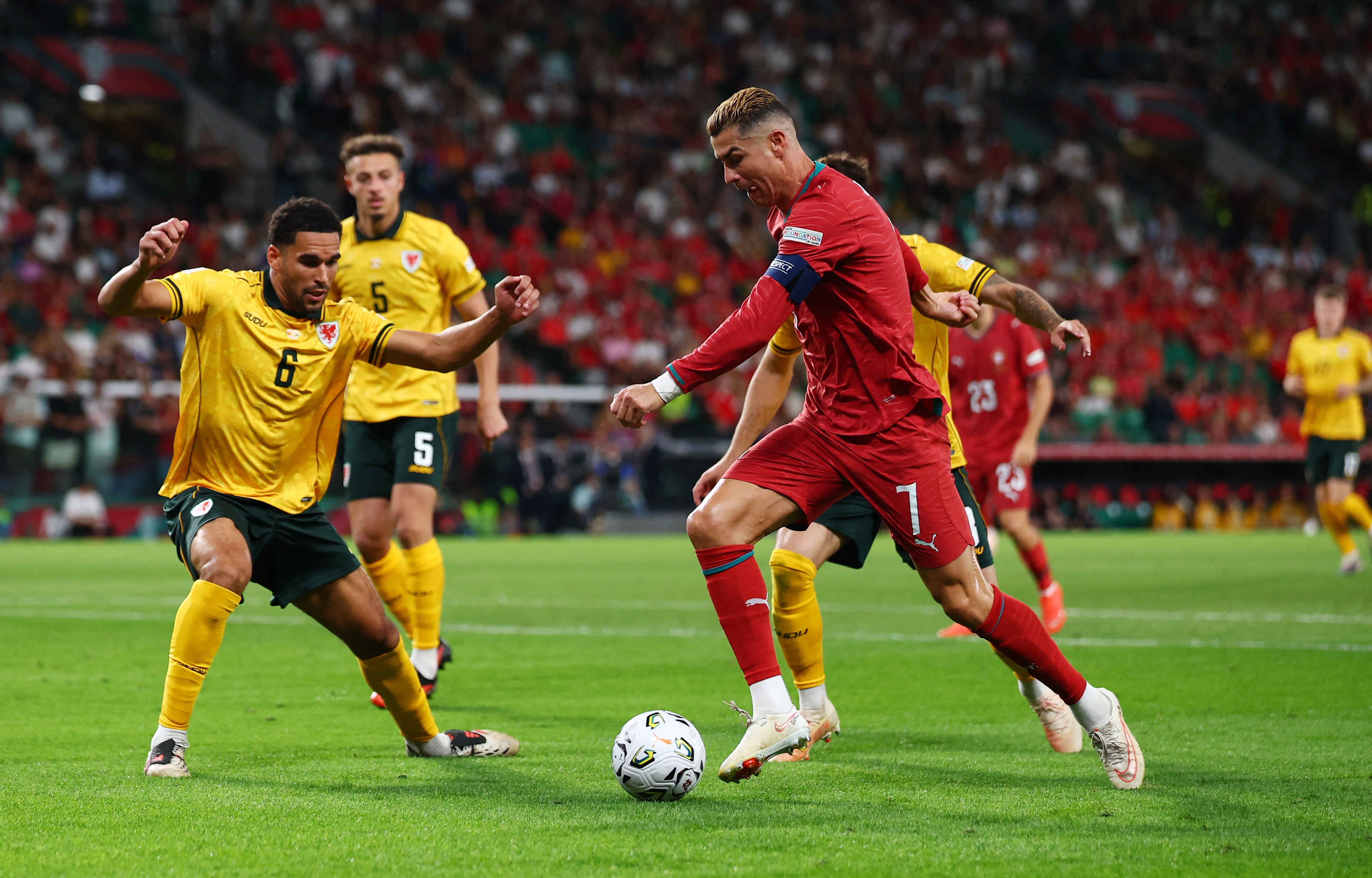 ronaldo ảnh 1
