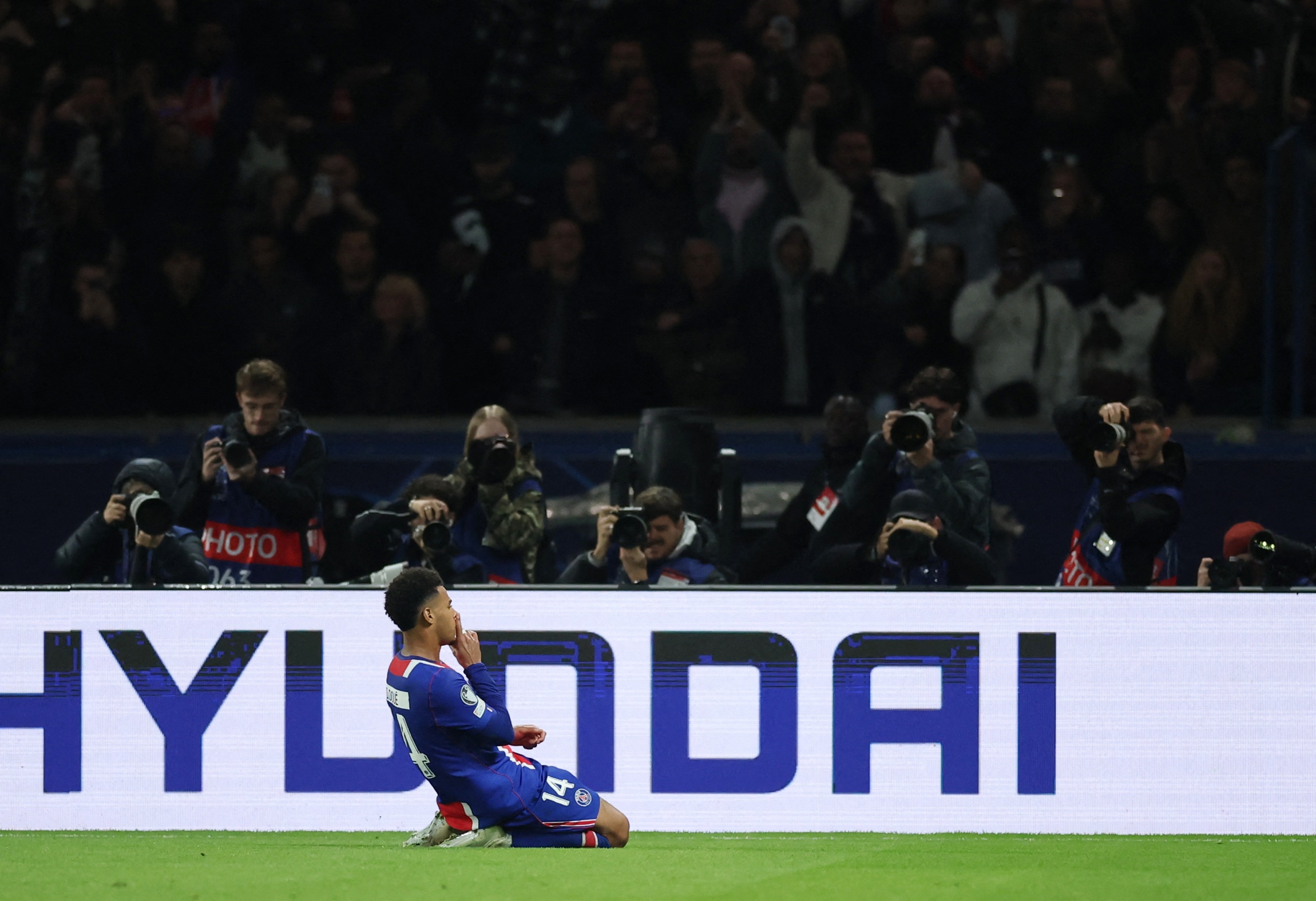 PSG ảnh 4