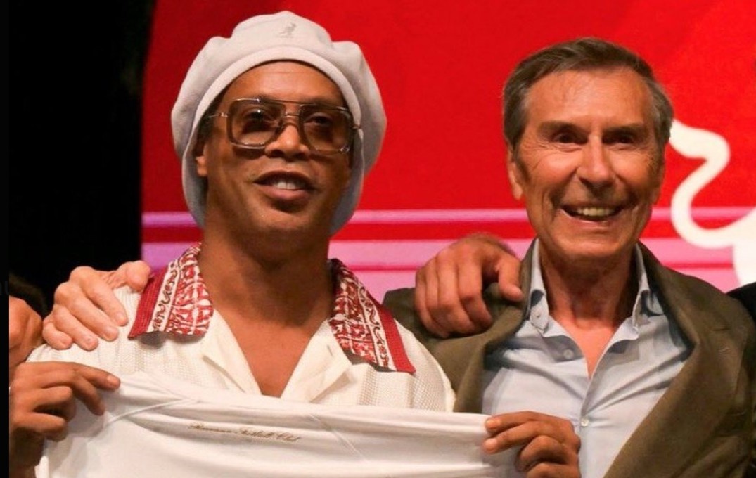 Ronaldinho  ảnh 1