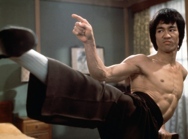 10 canh vo thuat dinh cao cua Ly Tieu Long hinh anh