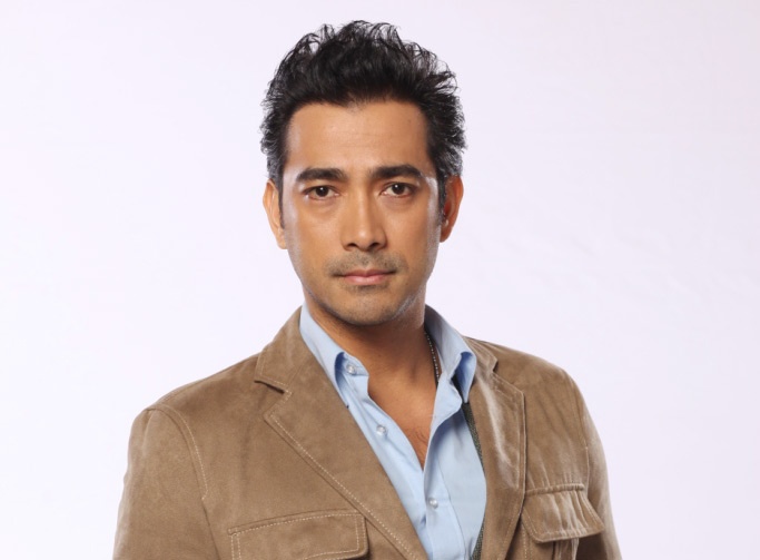 Trai gia Raymond Bagatsing vua dep vua deu hinh anh