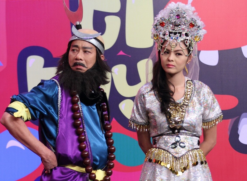 'Chia tay doi qua' len san khau hai hinh anh