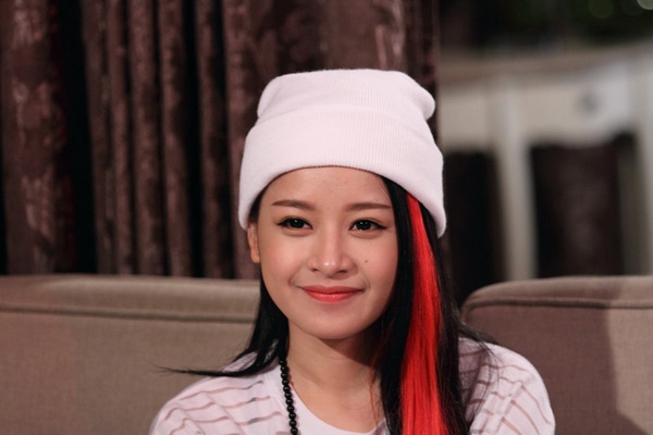 Chi Pu tiet lo su that nu hon dong tinh voi Gil Le hinh anh