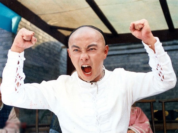 Ngoài nhân vật Tôn Ngộ Không, Trương Vệ Kiện còn được khán giả Việt Nam yêu mến với hình ảnh Trương Tam Phong trong Thời niên thiếu của Trương Tam Phong, Thẩm Vạn Tam trong Phú hộ Thẩm Vạn Tam, Bất Đổng trong Đại náo Kim Cát tự…