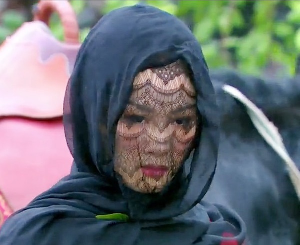 Nhung tao hinh trong phim co trang khien khan gia ngo ngang hinh anh