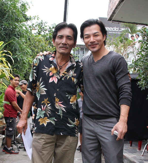 2 thế hệ diễn viên ngoài đời.