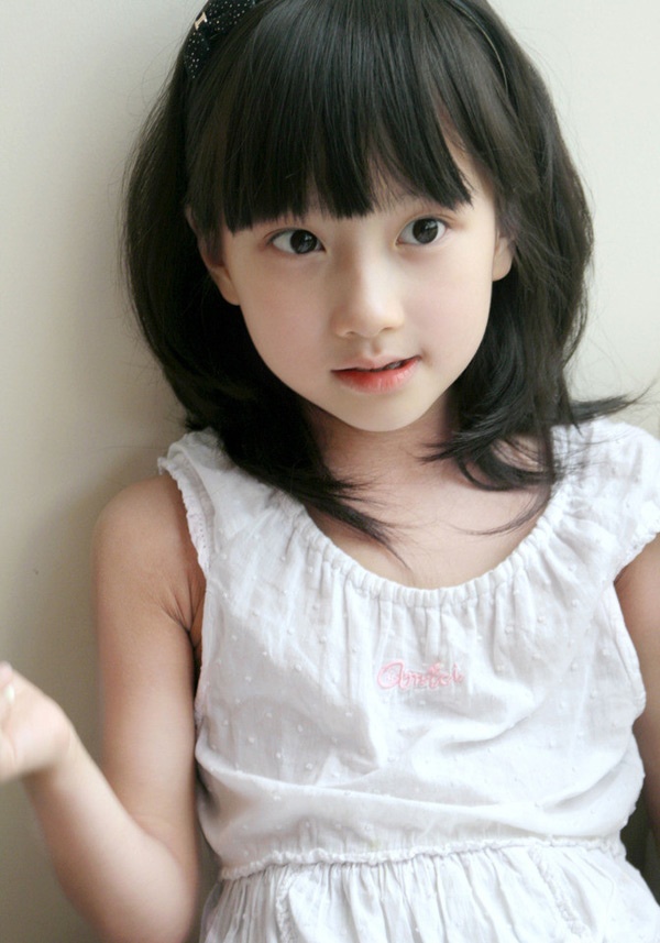 Hình ảnh của em được chia sẻ với tốc độ chóng mặt, để rồi các thương hiệu mời em đóng quảng cáo.