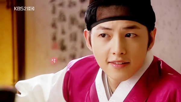 Hình ảnh chàng công tử ăn chơi, phóng khoáng Geo Yong Ha qua diễn xuất của ngôi sao sinh năm 1985 này chinh phục các cô nữ sinh, giống như nhân vật trong phim luôn được nhiều thiếu nữ vây quay.