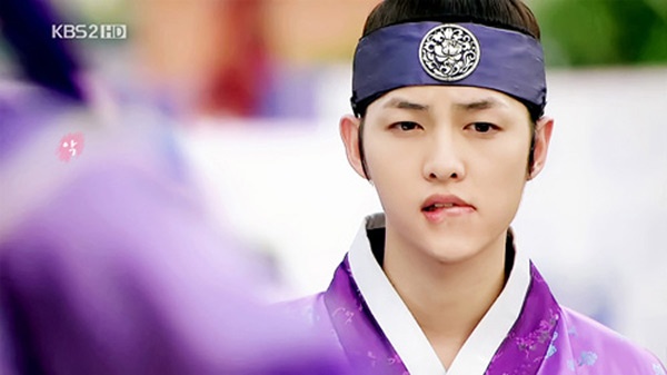 Năm 2010, sự nghiệp của nam diễn viên trẻ Song Joong Ki tạo đột phá ngoạn mục khi tham gia bộ phim cổ trang Sungkyunkwan Scandal, từng rất được yêu thích trên sóng VTV3.