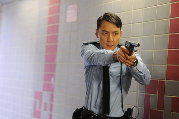 Trong phim Ma cảnh, Ngô Ngạn Tổ đóng vai một cảnh sát bị bệnh thần kinh phân liệt.