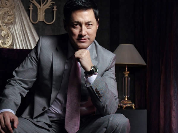 Vương Mẫn Đức ủng hộ con gái công khai giới tính.