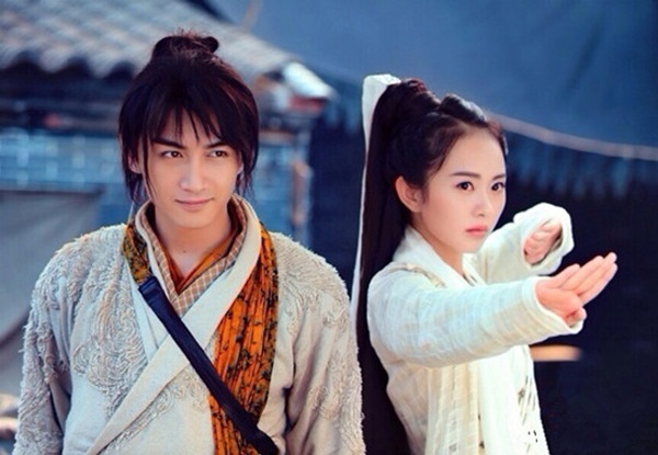 Năm 2013, trước khi nổi lên với vai Phan Kim Liên trong phim Võ Tòng, Tôn Diệu Kỳ được Vu Chính giao thể hiện vai chính bộ phim 9 tập mang tên Cuồng vì hậu cung. Mới đây, cô tiếp tục có mặt trong Thần điêu đại hiệp 2014, đóng vai Lục Vô Song.