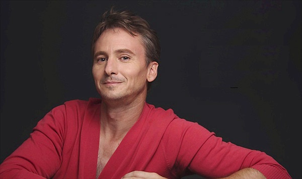 Hiện nay Hà Quốc Vinh đã bỏ nghề diễn.