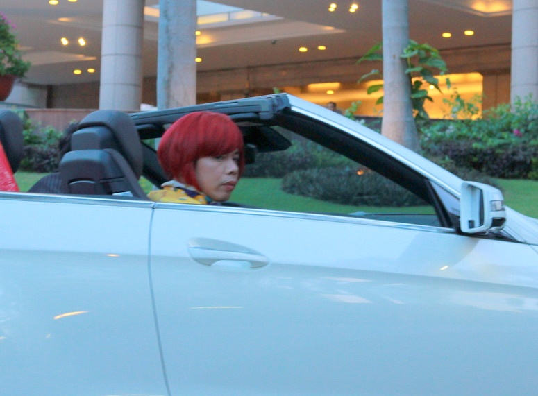 'Chi Hoi' di sieu xe sang chanh hinh anh