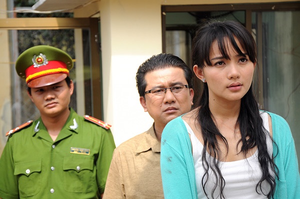 Với sự tham gia của Quang Tuấn, Phan Như Thảo, Quách Ngọc Ngoan, Đại Nghĩa, Bảo Trúc, Linh Trang, Cao Hoàng, Trọng Hiếu… phim phát sóng từ 5/6, lúc 13h thứ hai đến thứ bảy trên HTV7.