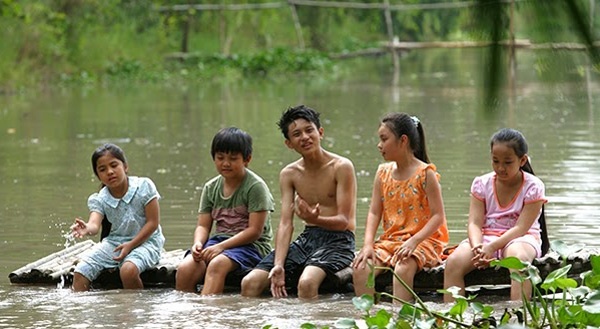 Phim đang phát sóng trên HTV9 lúc 17h30 thứ hai đến thứ năm hằng tuần.
