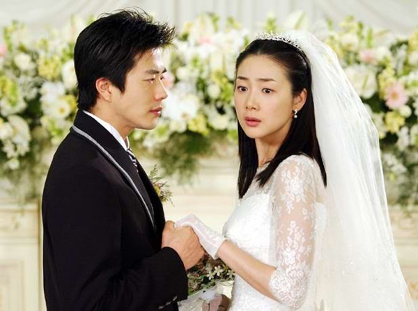 Những hình ảnh nổi tiếng của Kwon Sang Woo va Choi Ji Woo trong phim Nấc thang lên thiên đường.