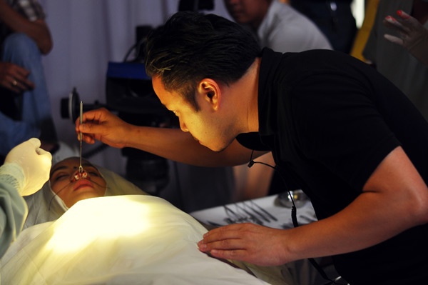 Đạo diễn Victor Vũ rất kỹ lưỡng trong phân đoạn này vì là cao trào của câu chuyện.