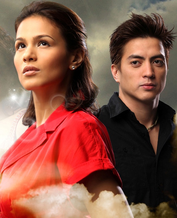 Vai Clarissa gây ấn tượng mạnh bởi sự biến chuyển từ một cô gái trong sáng, mạnh mẽ, lương thiện dần trở nên độc ác, mờ mắt trước lòng tham và thù hận. Iza Calzado đã lấy không ít nước mắt của người xem qua những trường đoạn thể hiện nỗi đau tột cùng. Đồng thời cô cũng “bị ghét” khi thể hiện quá xuất sắc sự nhẫn tâm đến tàn độc của một người phụ nữ trót sa chân vào vòng xoáy tham vọng. 