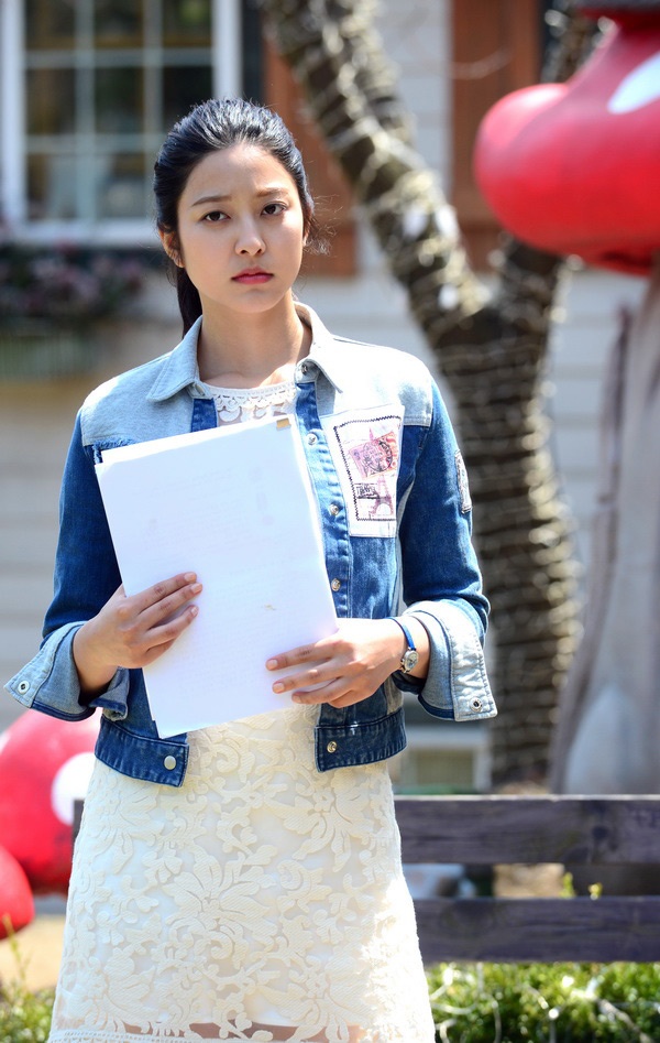 Choi Se Young do Park Se Young đóng.
