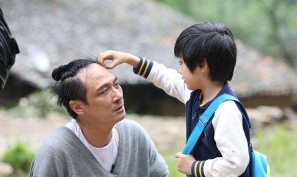 Cặp bố con Ngô Trấn Vũ - Feynman đang rất được khán giả yêu thích.