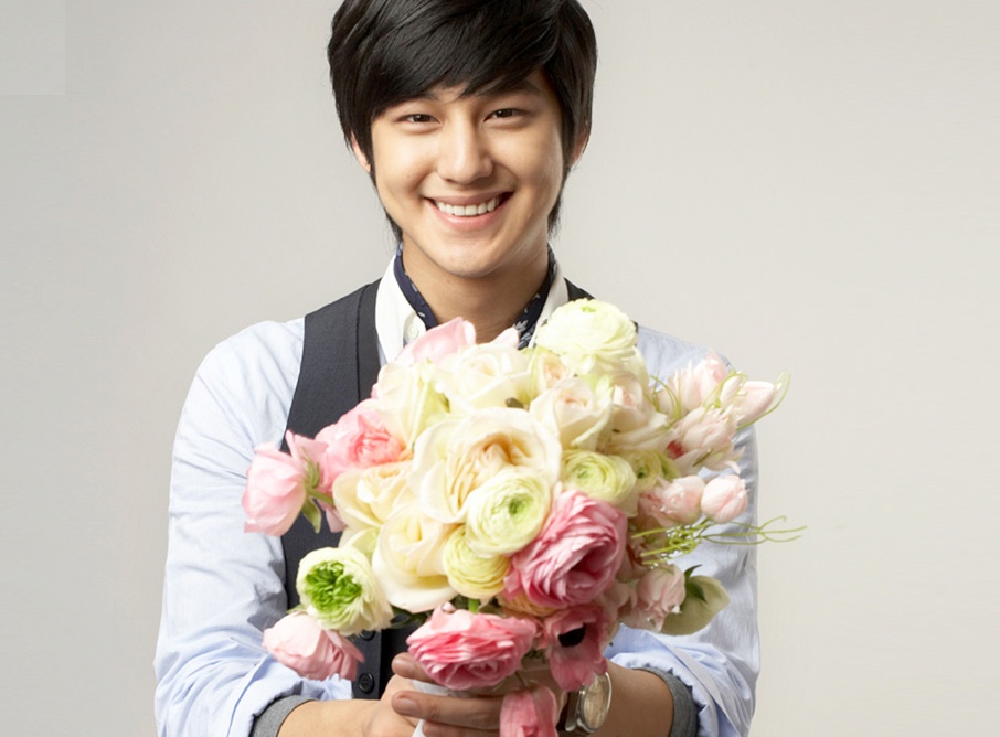 4 my nam ngoan hien xu Han hut hon fan nu hinh anh