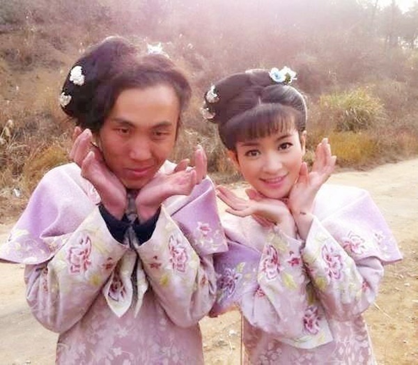 Huỳnh Dịch và diễn viên đóng thế.