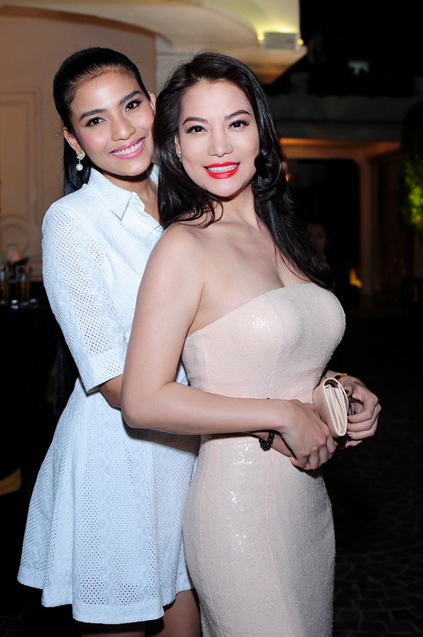 Trương Ngọc Ánh thân mật với Á hậu Trương Thị Mây. Cô hài hước, nếu sau này giới tính của cô có gì là tại vì Phương Thanh vì vai diễn của cô Chanh quá ấn tượng khiến Hương ga phải 