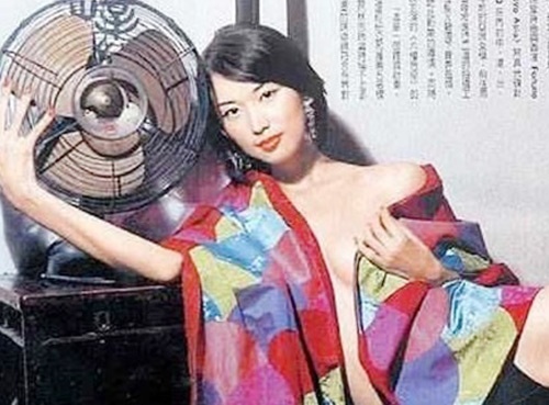 Lam Chi Linh lo anh sexy que mua ngay xua hinh anh