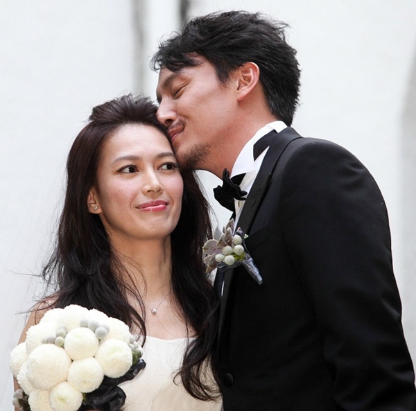 Trương Chấn và Trang Văn Như trong ngày cưới.