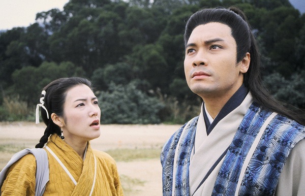 La Gia Lương vai Dương Khang và Quan Bảo Tuệ vai Mục Niệm Từ.