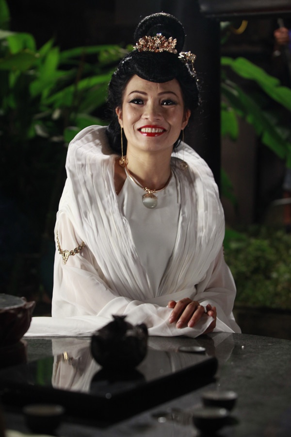 Phương Thanh vai Hằng Nga.