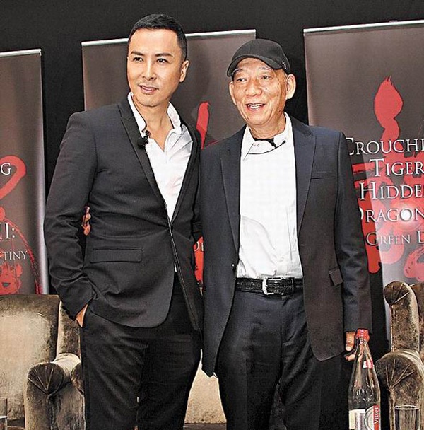 Chung Tử Đơn và đạo diễn Viên Hòa Bình.