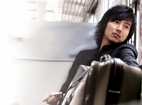 Khá nhút nhát ngoài đời nhưng Kim Nam Gil đã vào vai “tay sát gái” hoàn hảo.