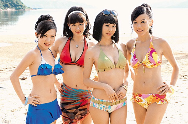 Tuy thiếu chiều cao nhưng Vương Tử Hàm có thân hình bốc lửa nên được mời tham gia nhiều show đồ lót.