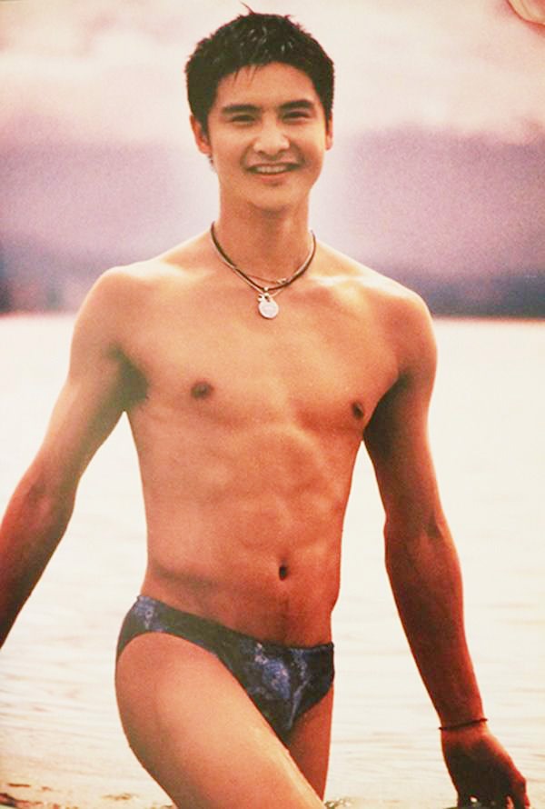 Điền Lượng xuất thân là vận động viên nhảy cầu.