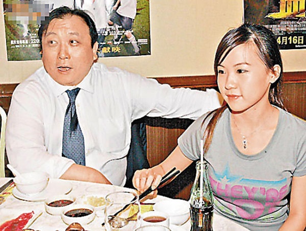 Đạo diễn Vương Tinh và con gái Vương Tử Hàm.